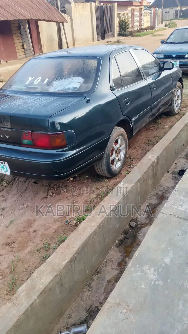 Toyota Camry 1995 Green