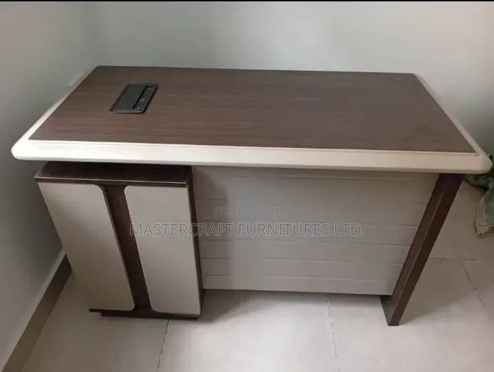 1.4metre Standard Office Table. ₦