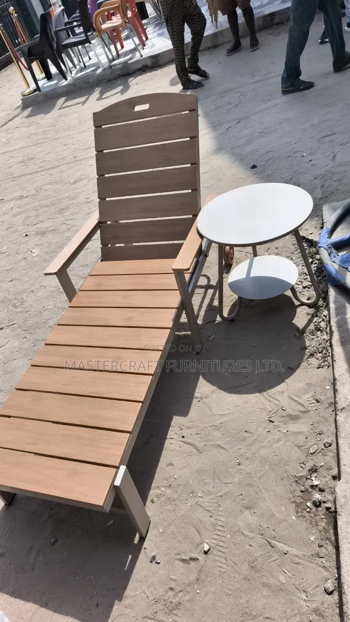 Swimming Pool Bed