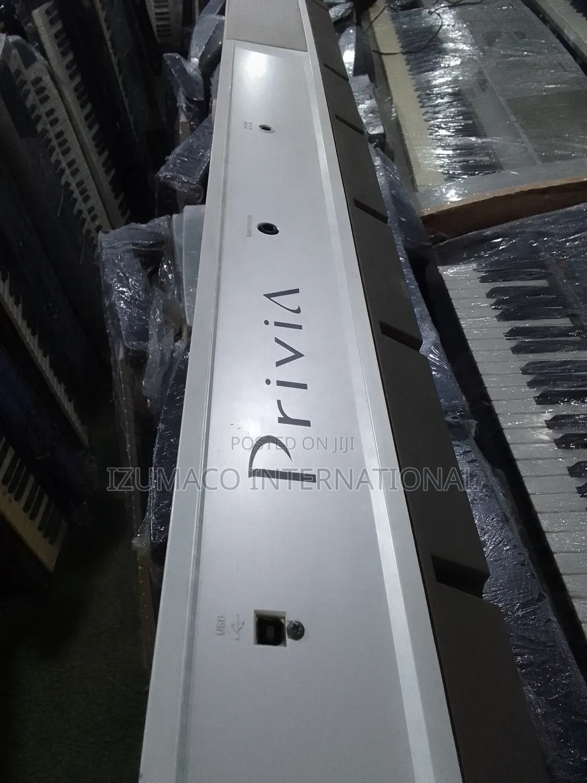 Casio Privia Px-130 Digital Piano – Weighted Keys, Clean