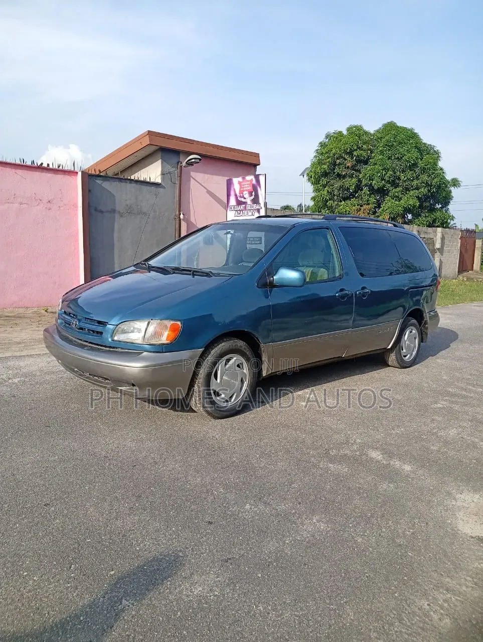 Toyota Sienna 2002 Blue