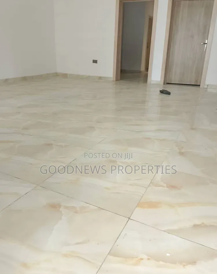 4bdrm Duplex in Harris Drives Vgc for sale