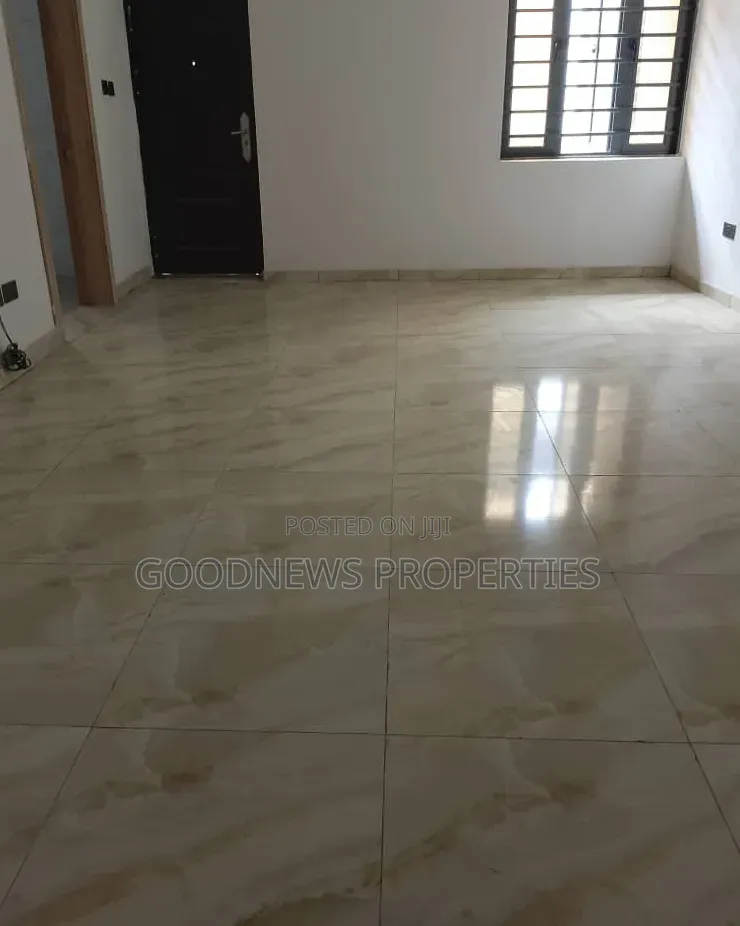 4bdrm Duplex in Harris Drives Vgc for sale