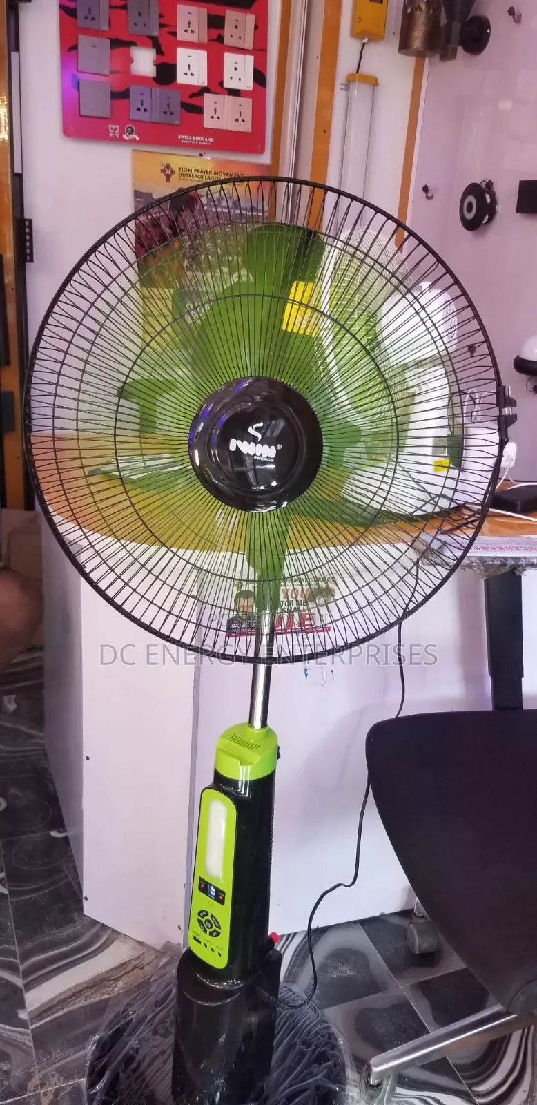 Iwin Solar Fan 18inch