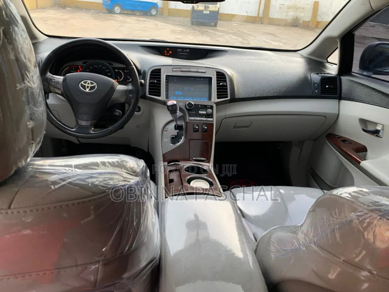 Toyota Venza 2011 Silver