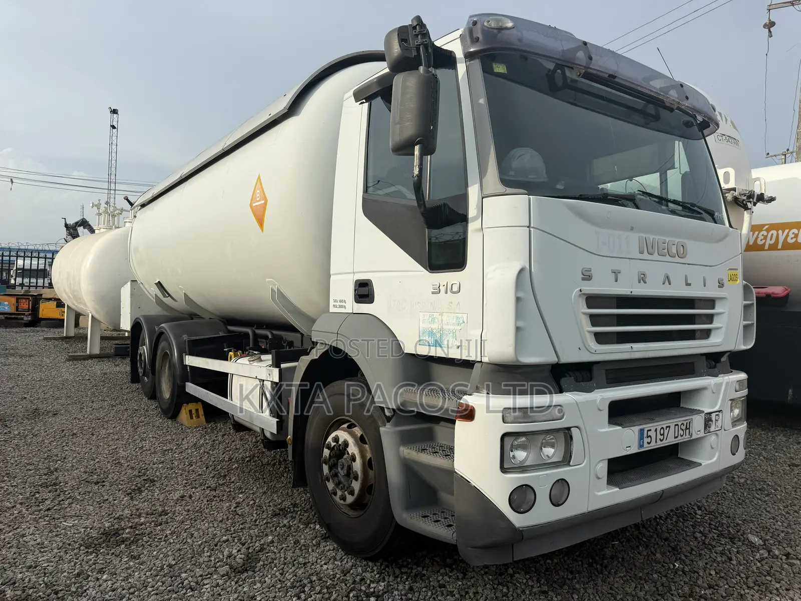 Gas Truck 16.5tons LPG Bobtail Gas Tank Truck