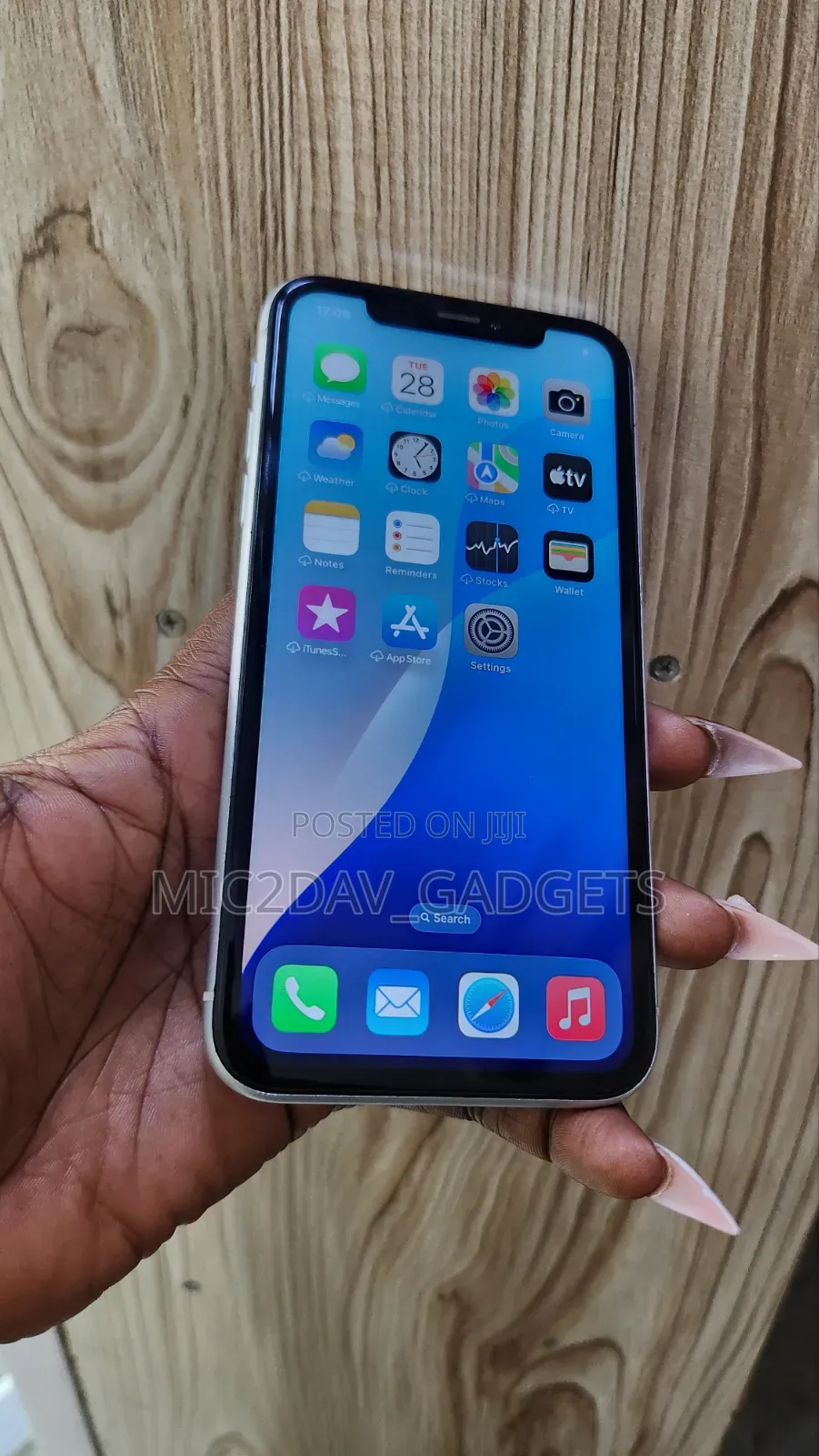Apple iPhone XR 64 GB White