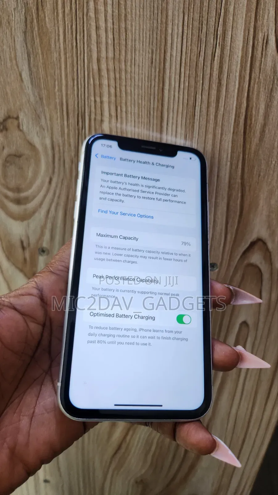 Apple iPhone XR 64 GB White