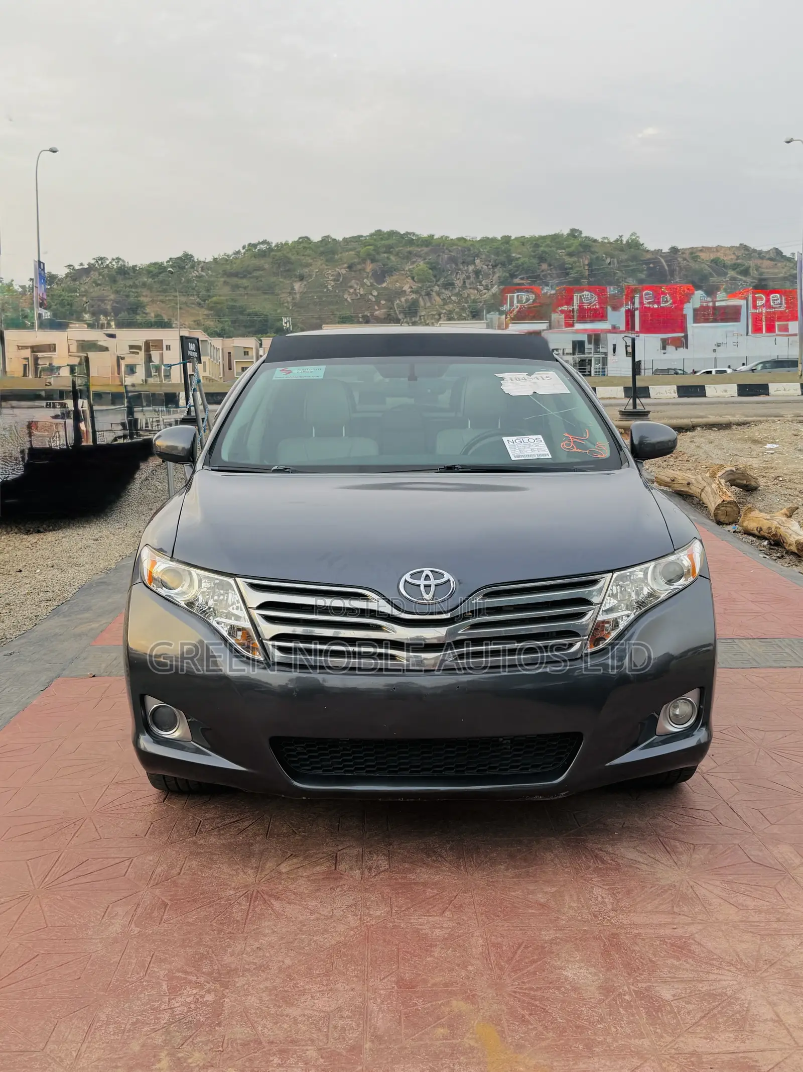 Toyota Venza XLE 2010 Gray