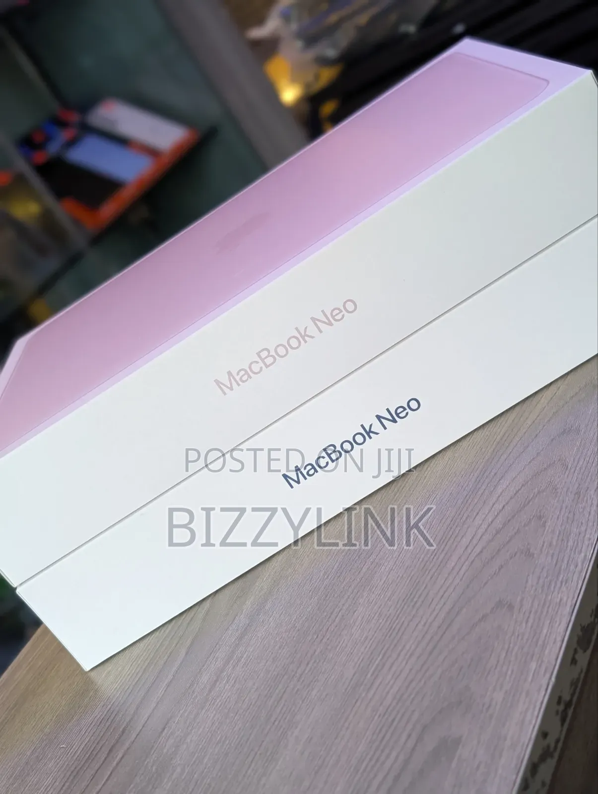 New Laptop Apple MacBook Neo 2026 8GB Apple M3 SSD 256GB