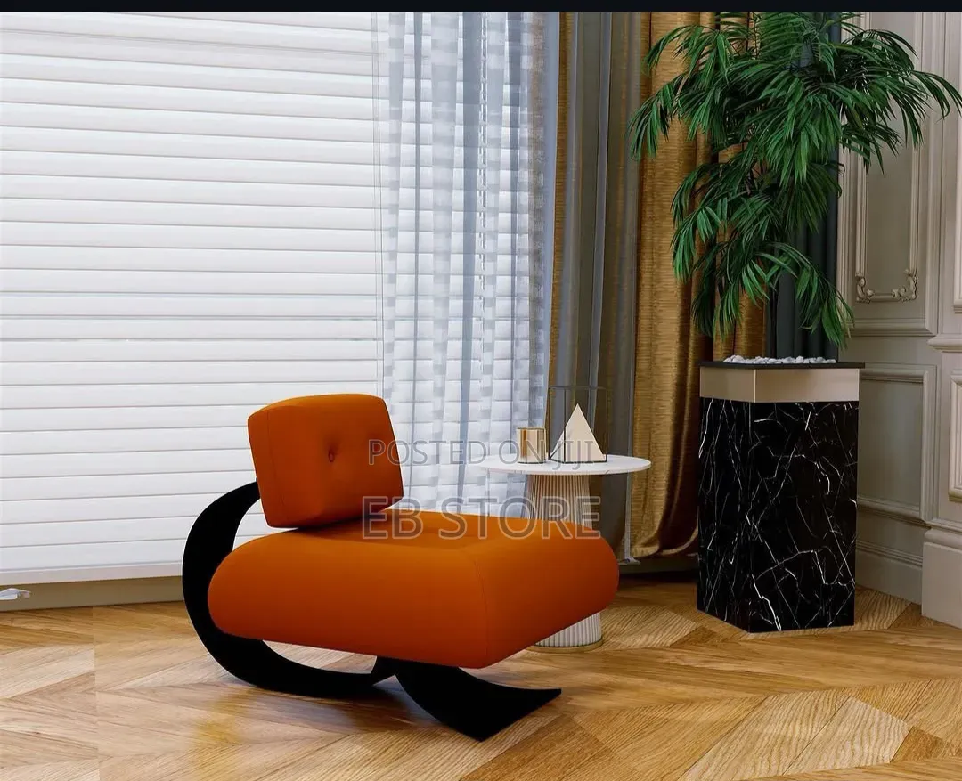 Black Spade K Lounge Chair