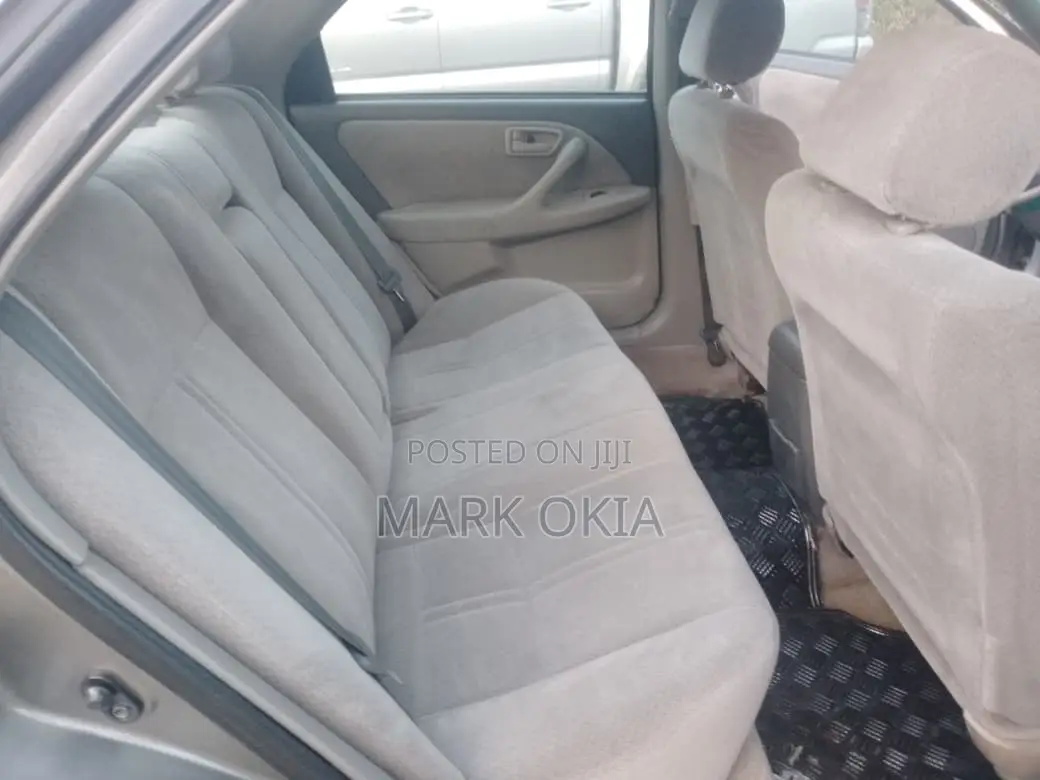Toyota Camry 2002 Gray