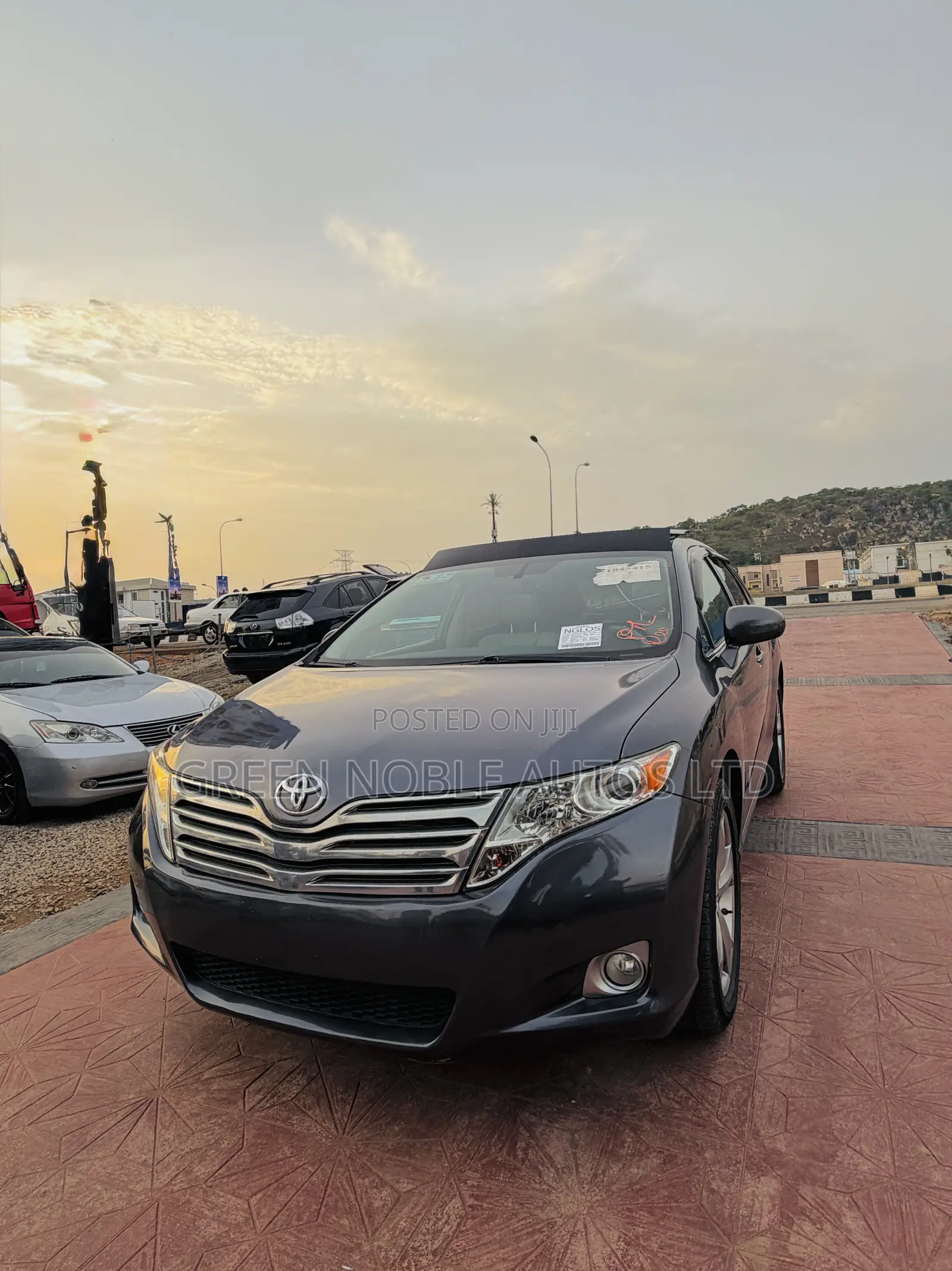 Toyota Venza XLE 2010 Gray