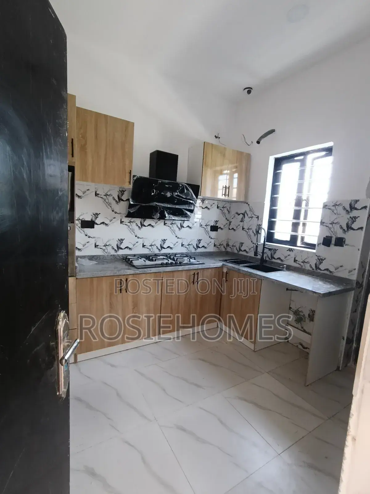 2bdrm Duplex in Count Estate, Sangotedo for sale