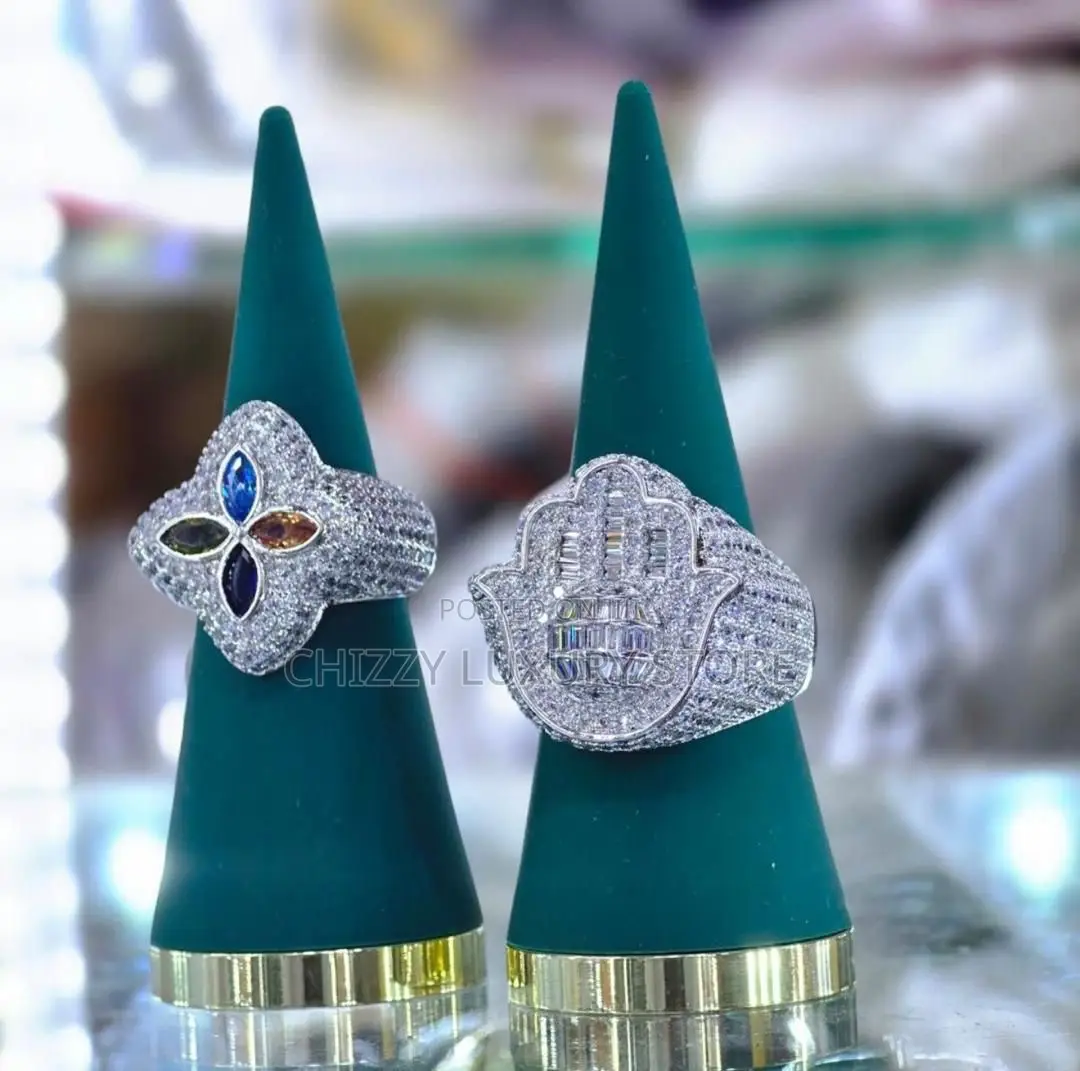 VVS Moissanite Diamond Quality Luxury Ring