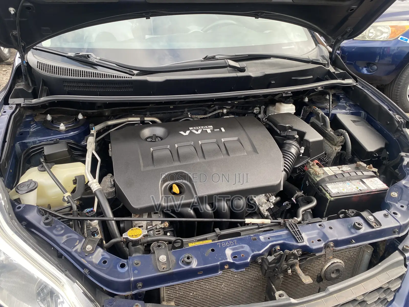 Toyota Matrix Hatchback FWD (1.8L 4cyl 5M) 2010 Blue