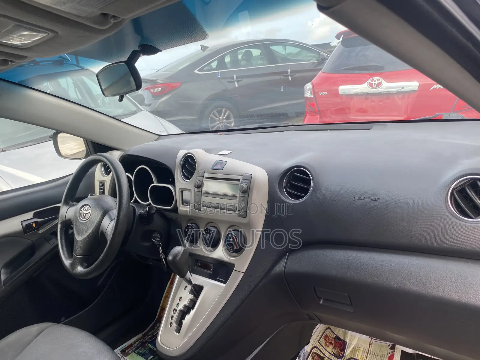 Toyota Matrix Hatchback FWD (1.8L 4cyl 5M) 2009 Black