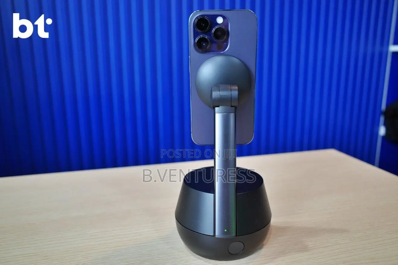 Belkin Auto-Tracking Stand Pro With Dockkit (Model Mma008