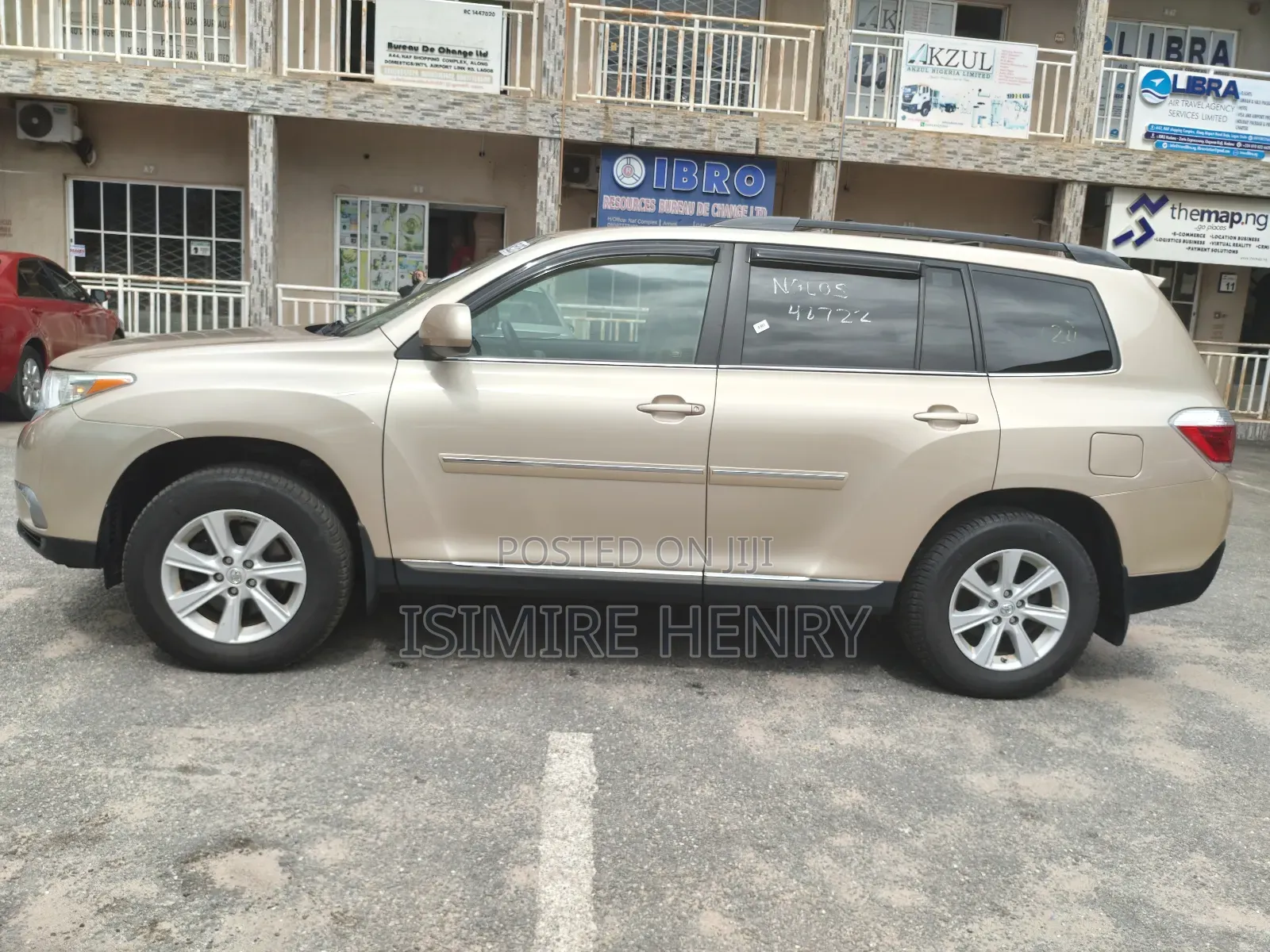 Toyota Highlander SE 3.5L 4WD 2013 Gold