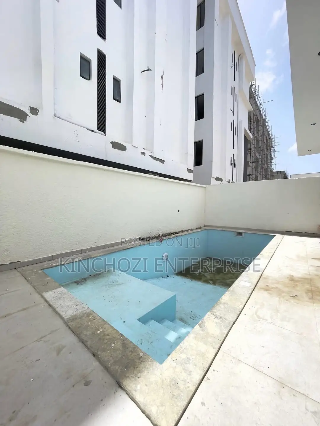 5bdrm Duplex in Lekki Phase 1 for sale