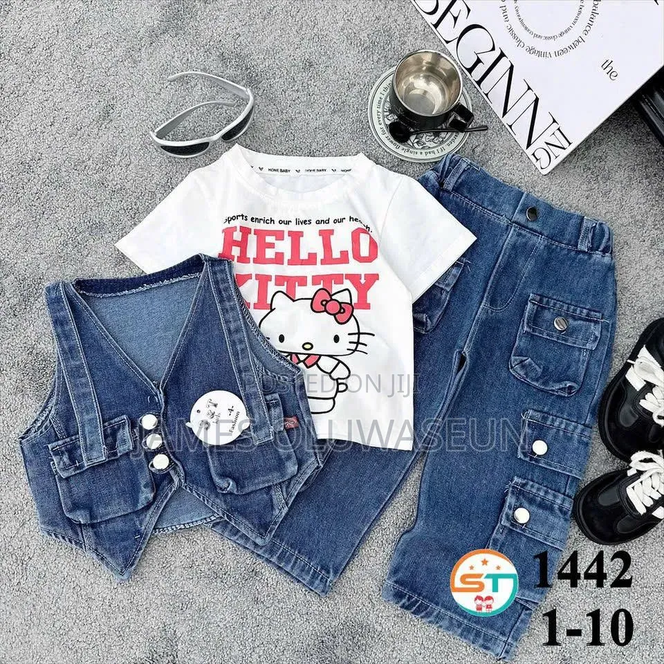 Hello Kitty 3 Piece Wear 
Size: 1-6years