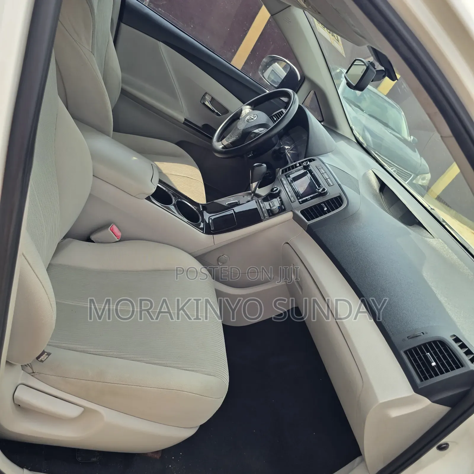 Toyota Venza V6 AWD 2010 White
