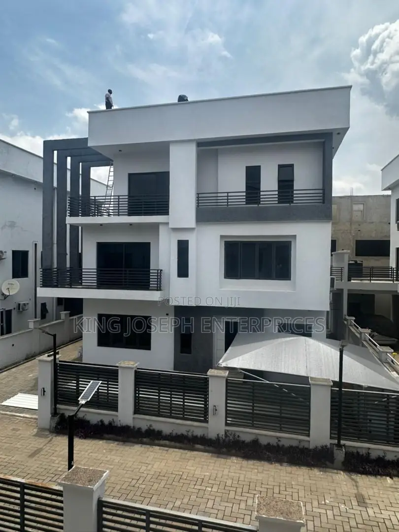 6bdrm Duplex in Katampe Extention for rent