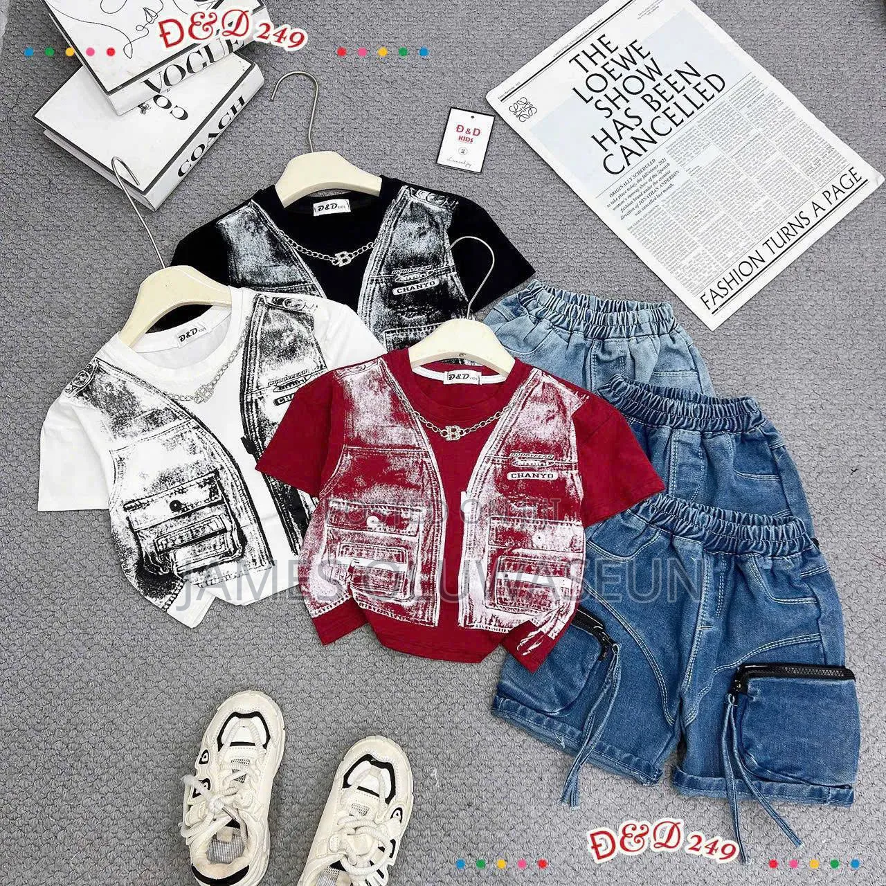 Top and Jean Set
Size: 1-6years
Available in White and Black Colours