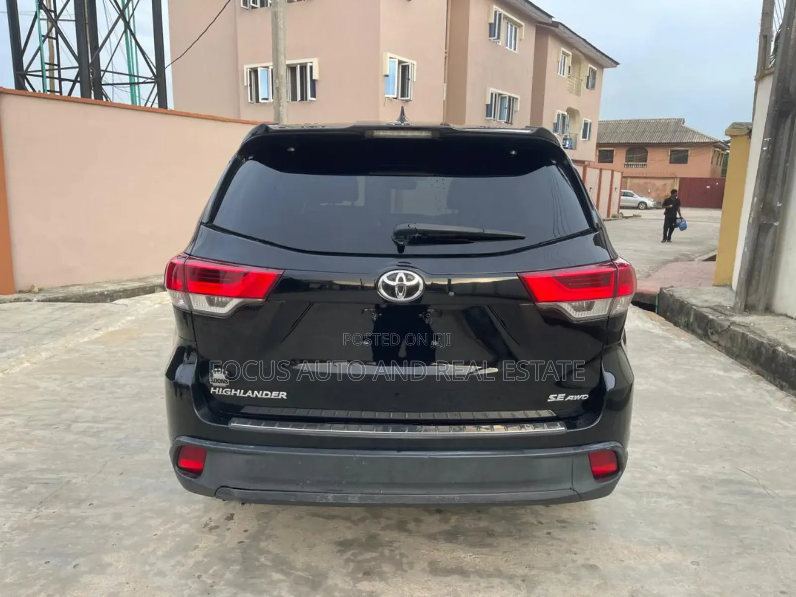 Toyota Highlander XLE 4x4 V6 (3.5L 6cyl 8A) 2018 Black