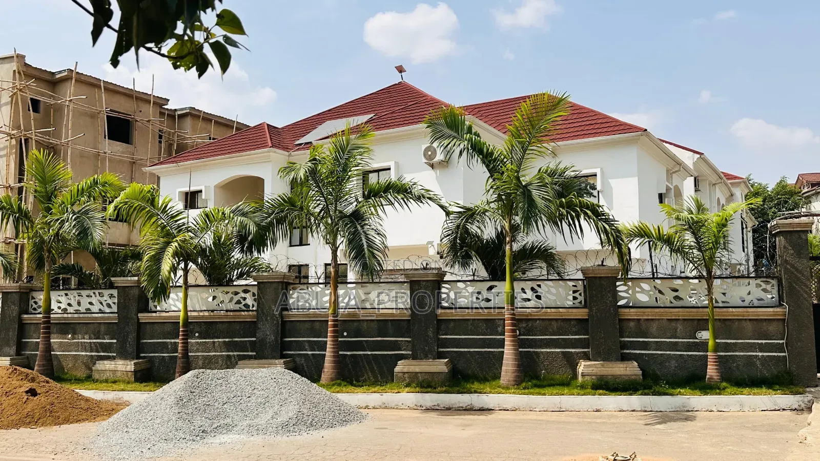 4bdrm Duplex in Utako for rent