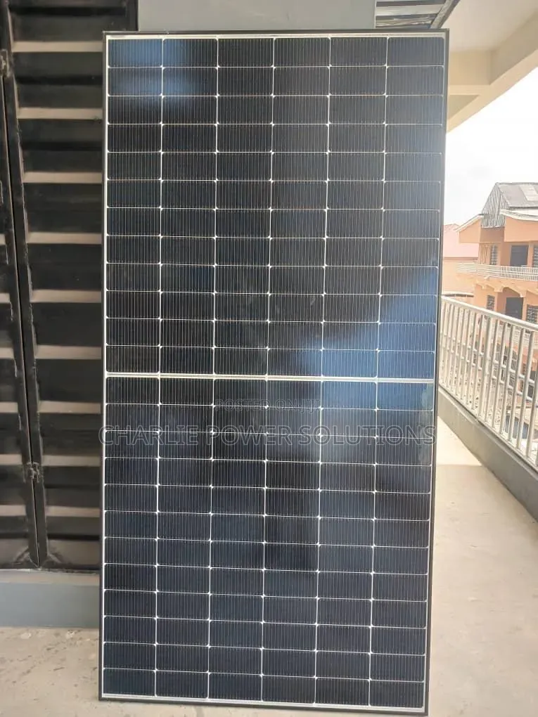 600watts Jinko Bifacial Half-Cut Solar Panel