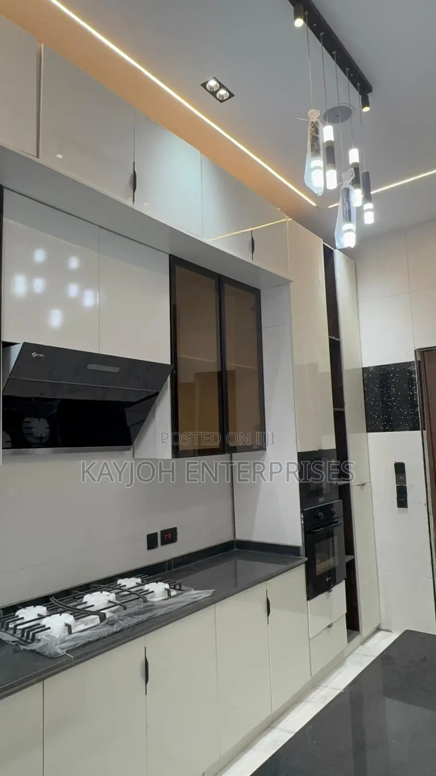 4bdrm House in Captain Court, Ado / Ajah for sale