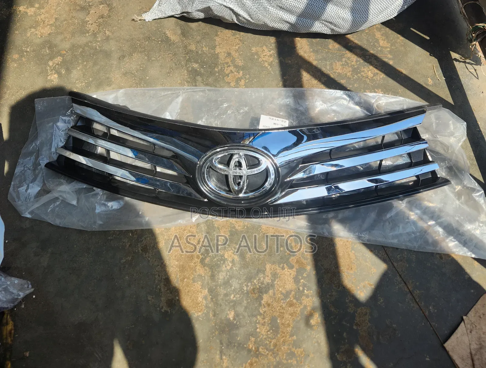 Front Grill for Toyota Corolla 2014