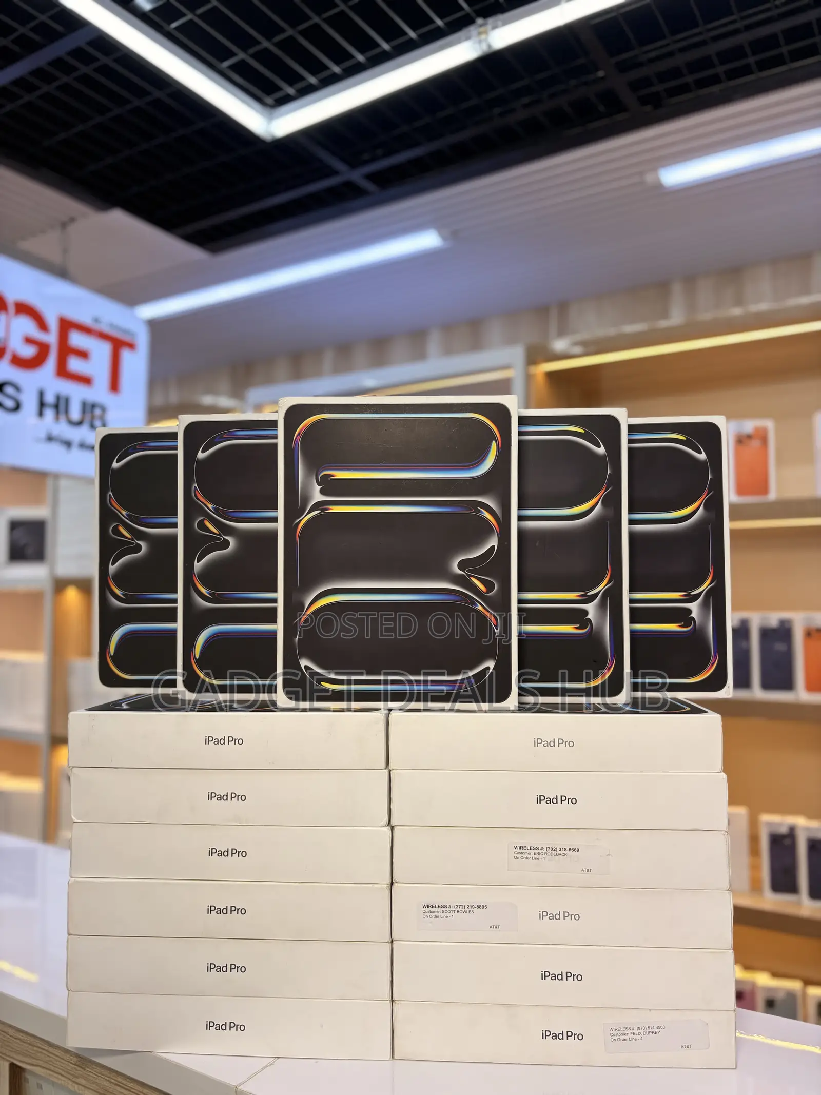 New Apple iPad (2025) 256 GB