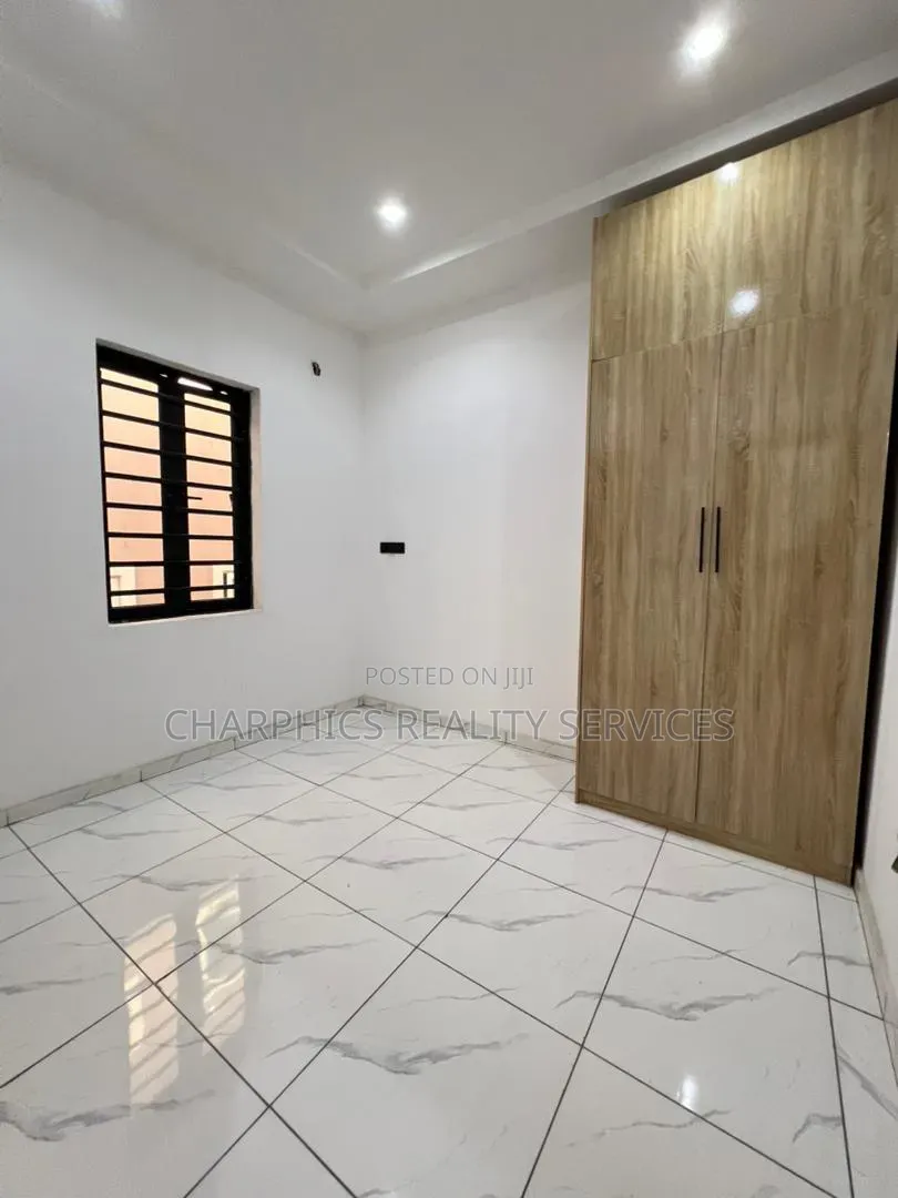 4bdrm Duplex in Off Lekki-Epe Expressway for sale
