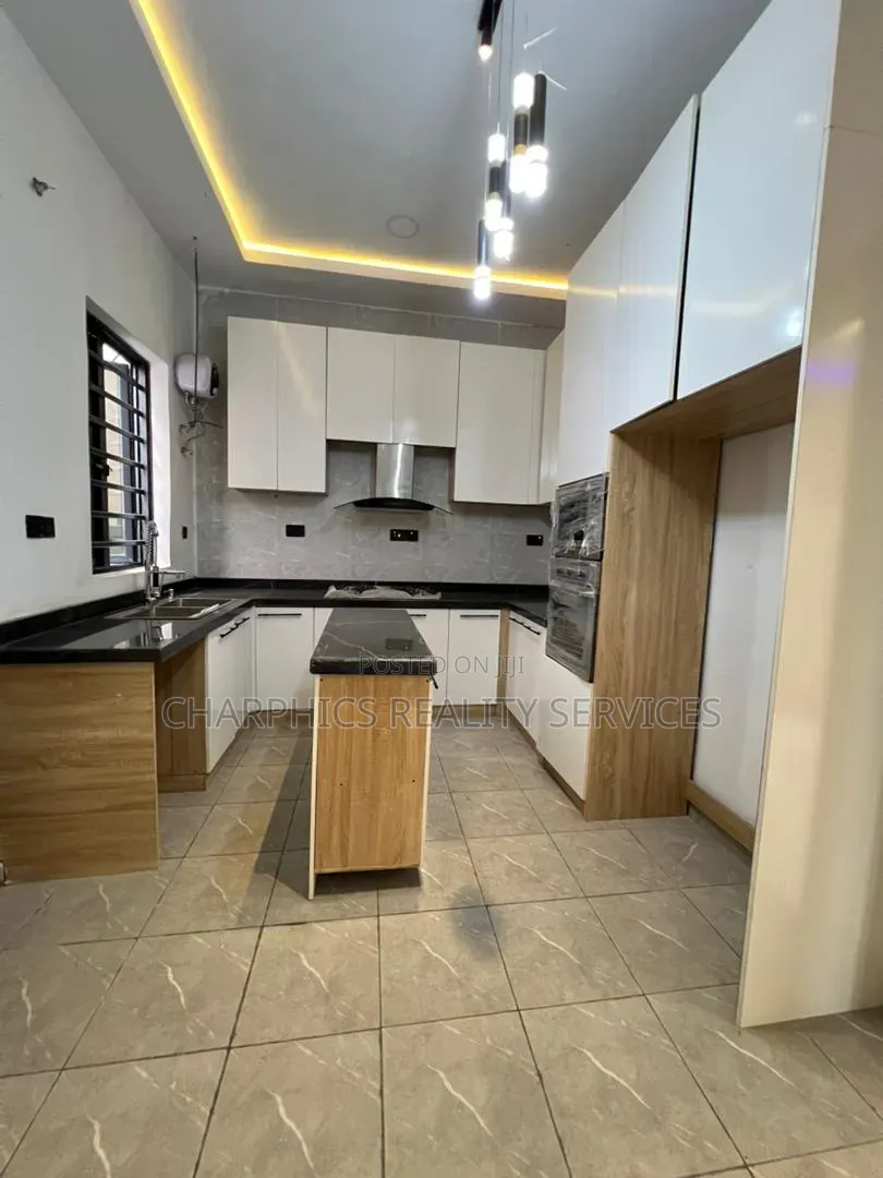 4bdrm Duplex in Off Lekki-Epe Expressway for sale