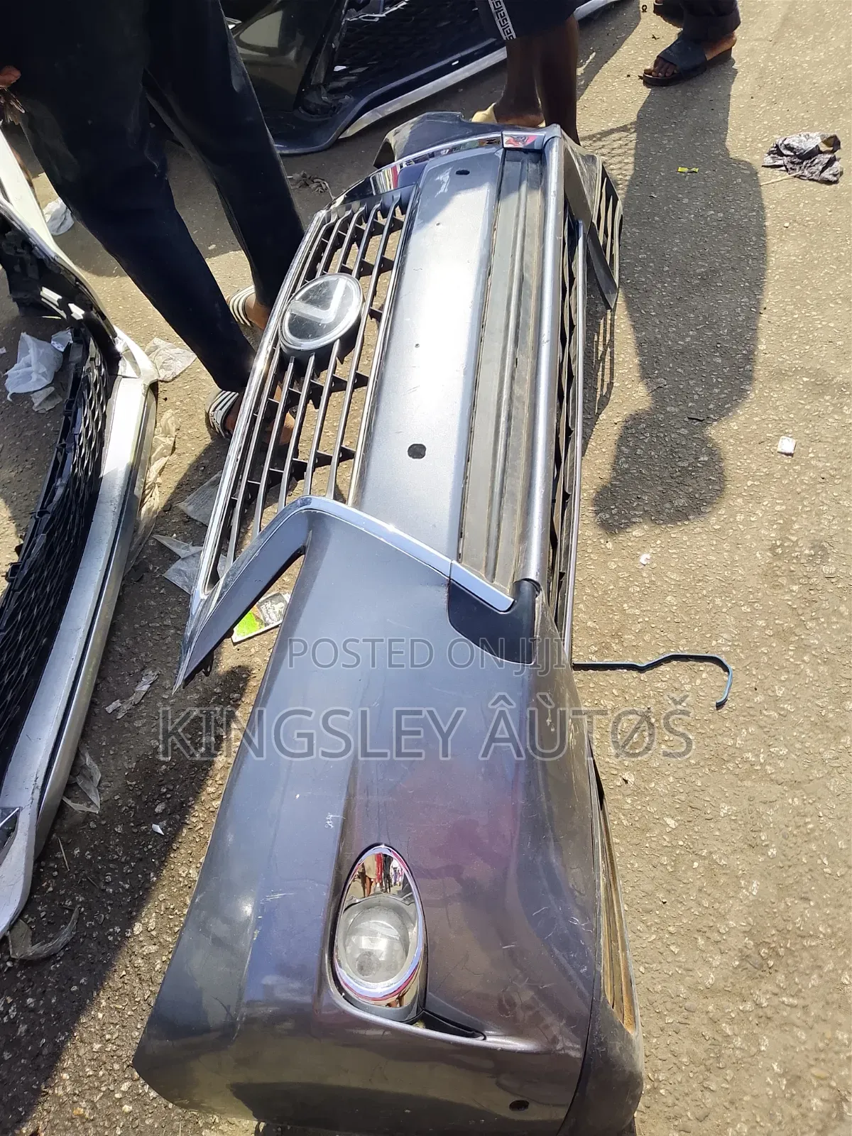 Complete Front Bumper Rx 350 2013 Model