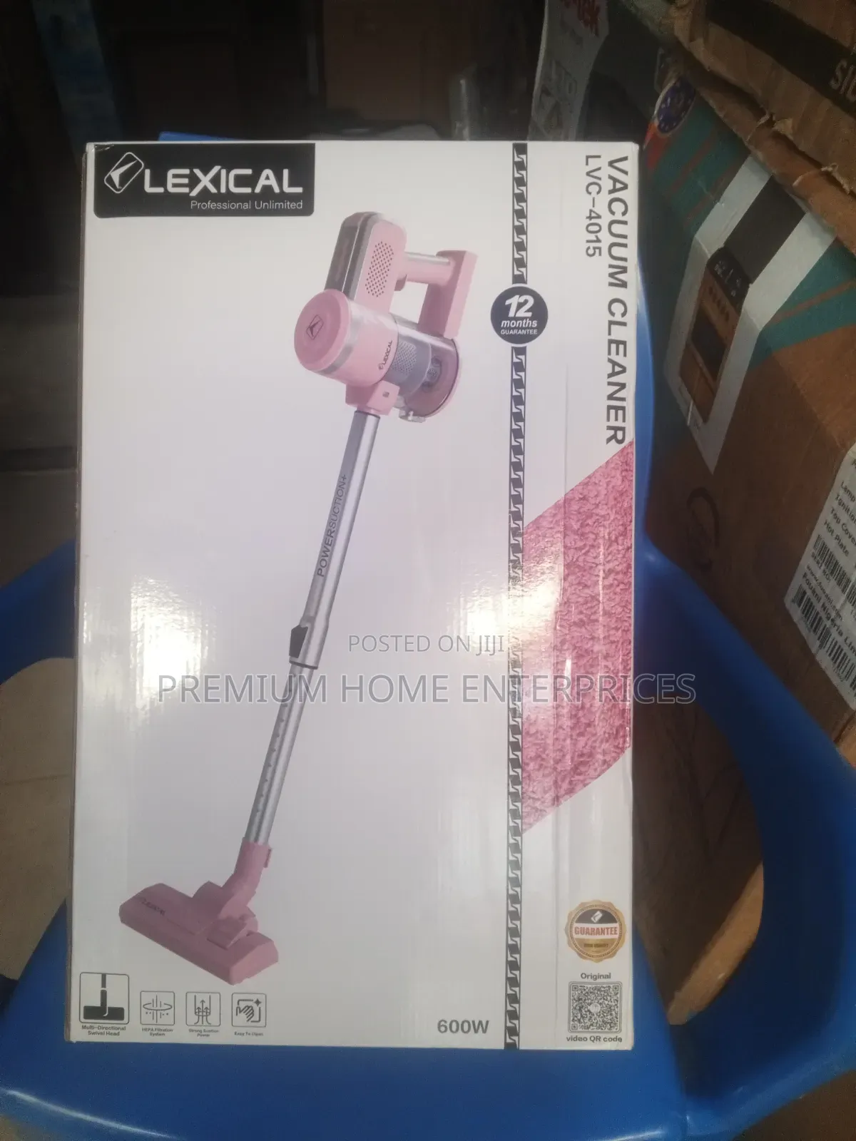 Lexical Vacuum Cleaner 600 Watts