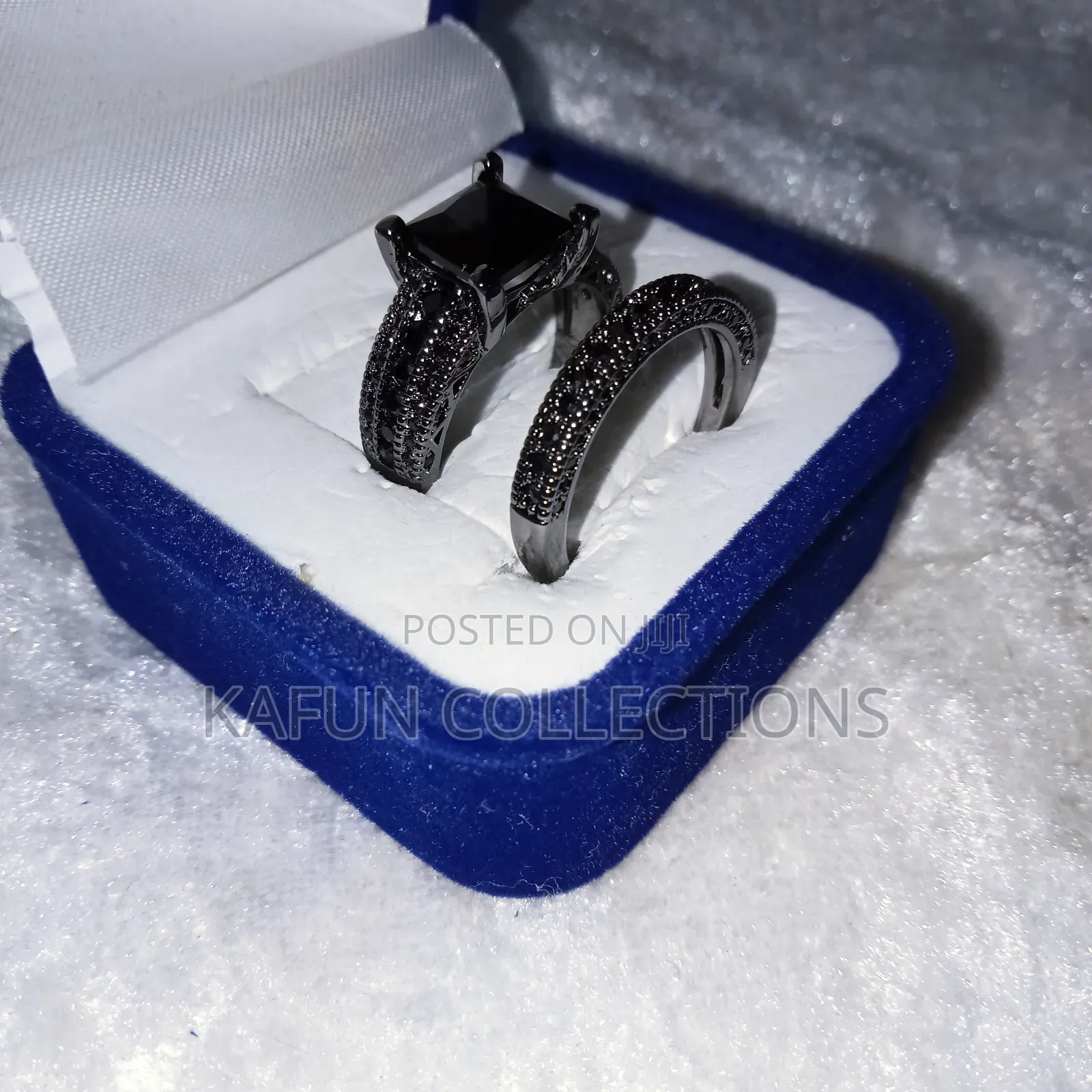 Black Zircon Female Ring