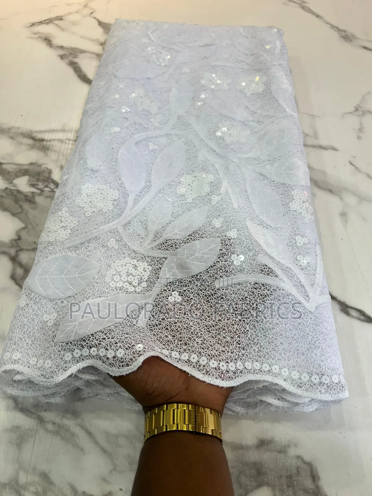 Big Chantilly Lace