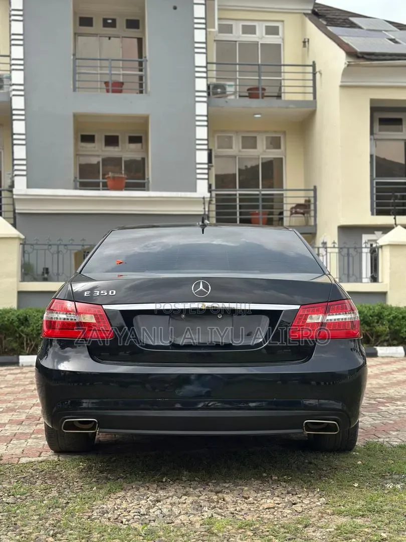 Mercedes-Benz E350 Base 4dr Sedan RWD (3.5L 6cyl 7A) 2010 Black