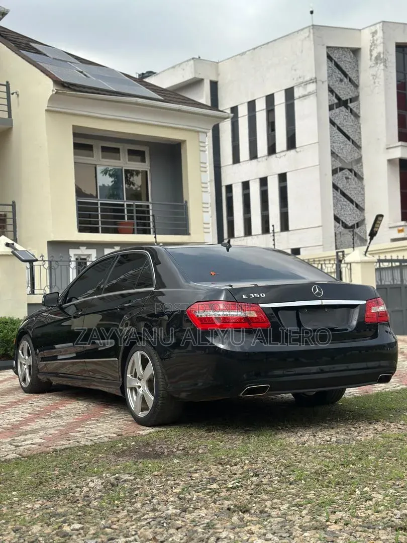 Mercedes-Benz E350 Base 4dr Sedan RWD (3.5L 6cyl 7A) 2010 Black