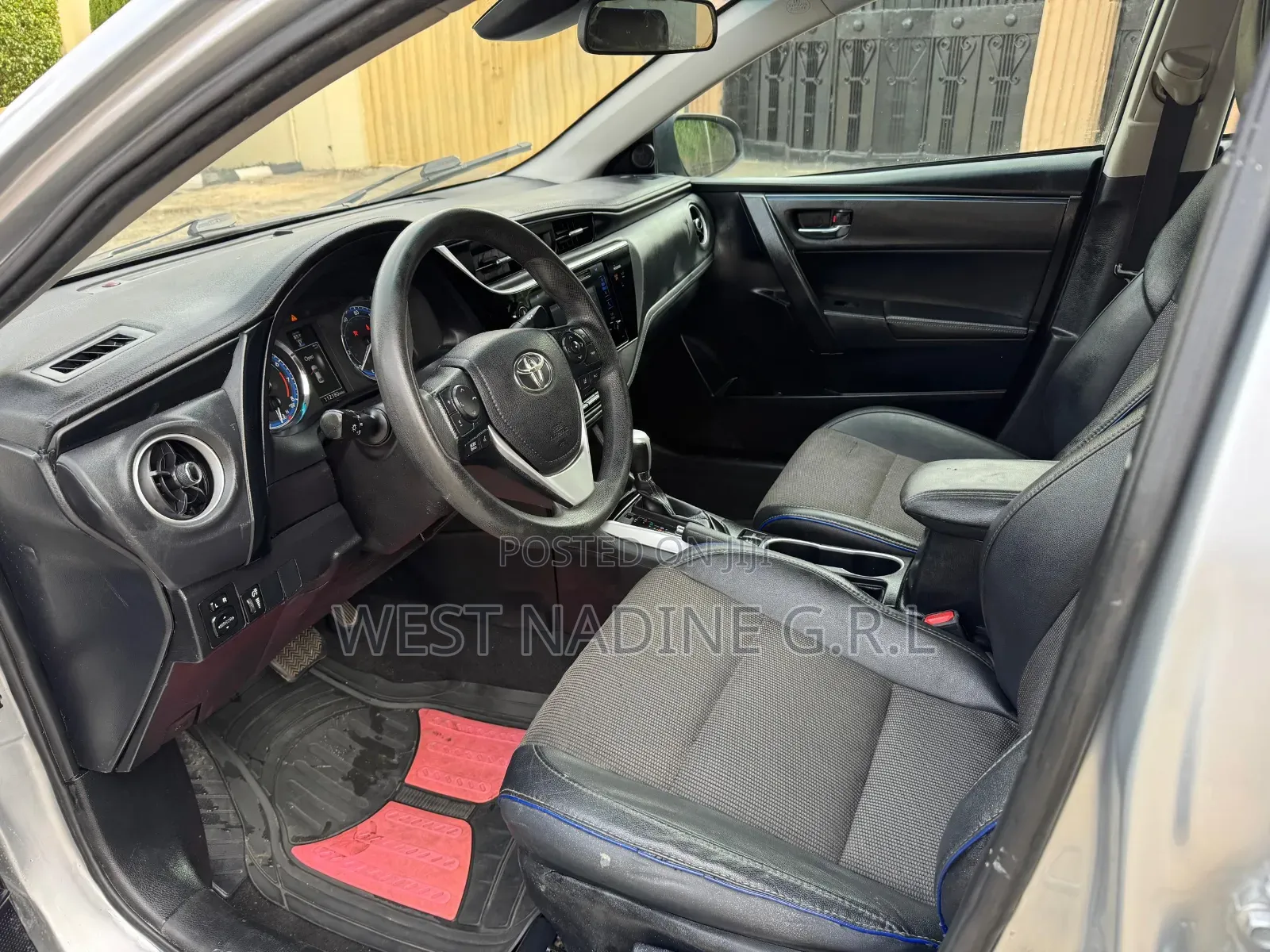 Toyota Corolla SE 4dr Sedan (1.8L 4cyl CVT) 2017 Silver