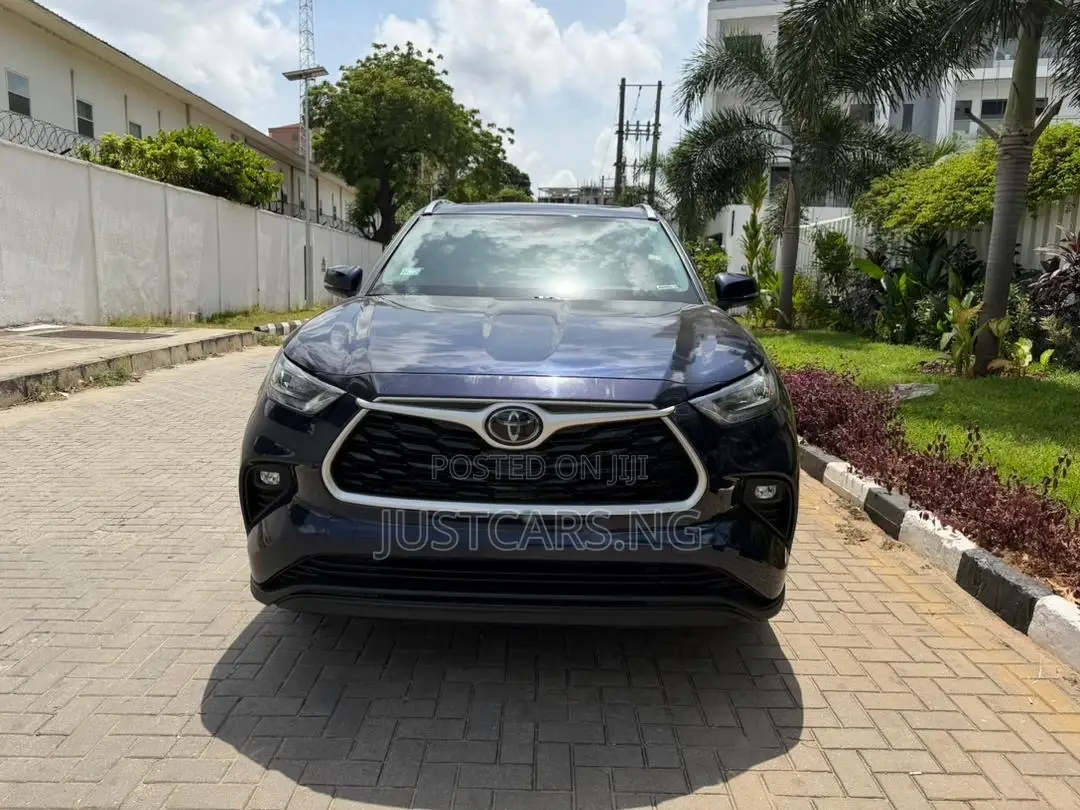 Toyota Highlander Platinum 2021 Blue