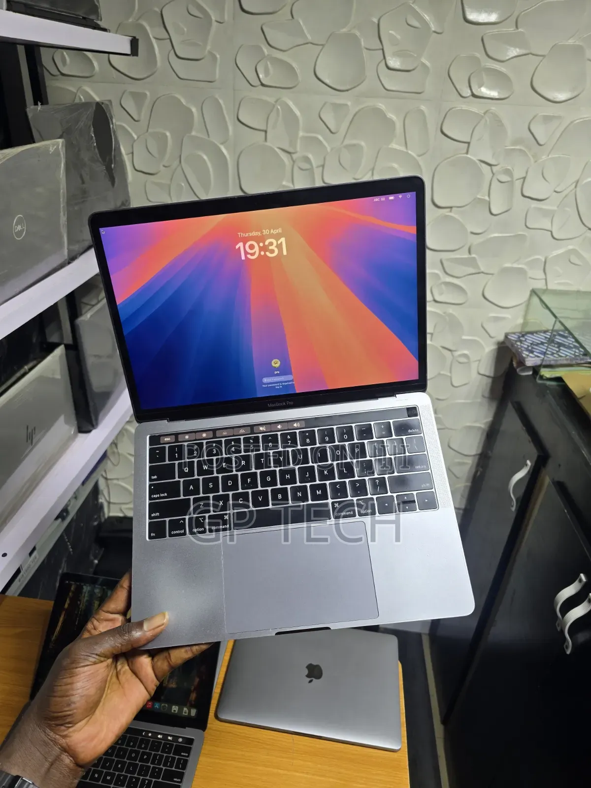 Laptop Apple MacBook Pro 2019 8GB Intel Core i5 SSD 256GB