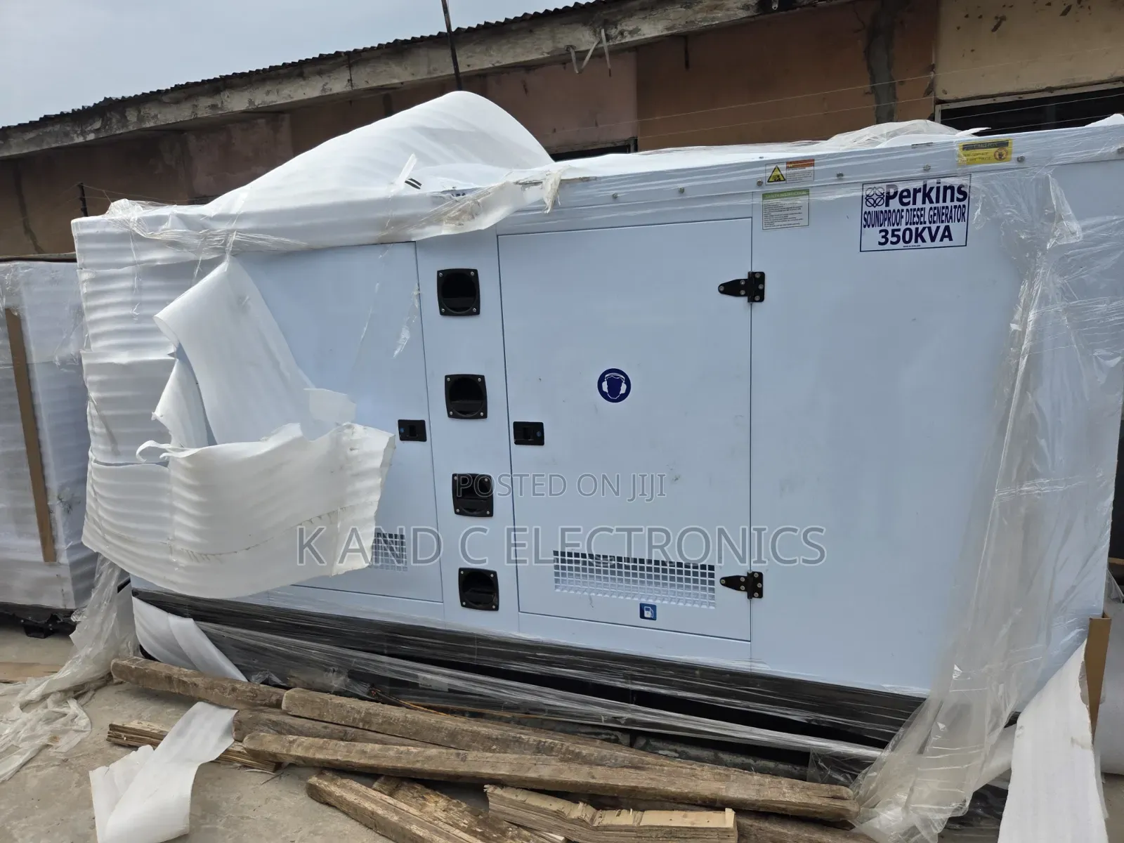 350kva Soundproof Diesel Generator – Top Industrial Choice