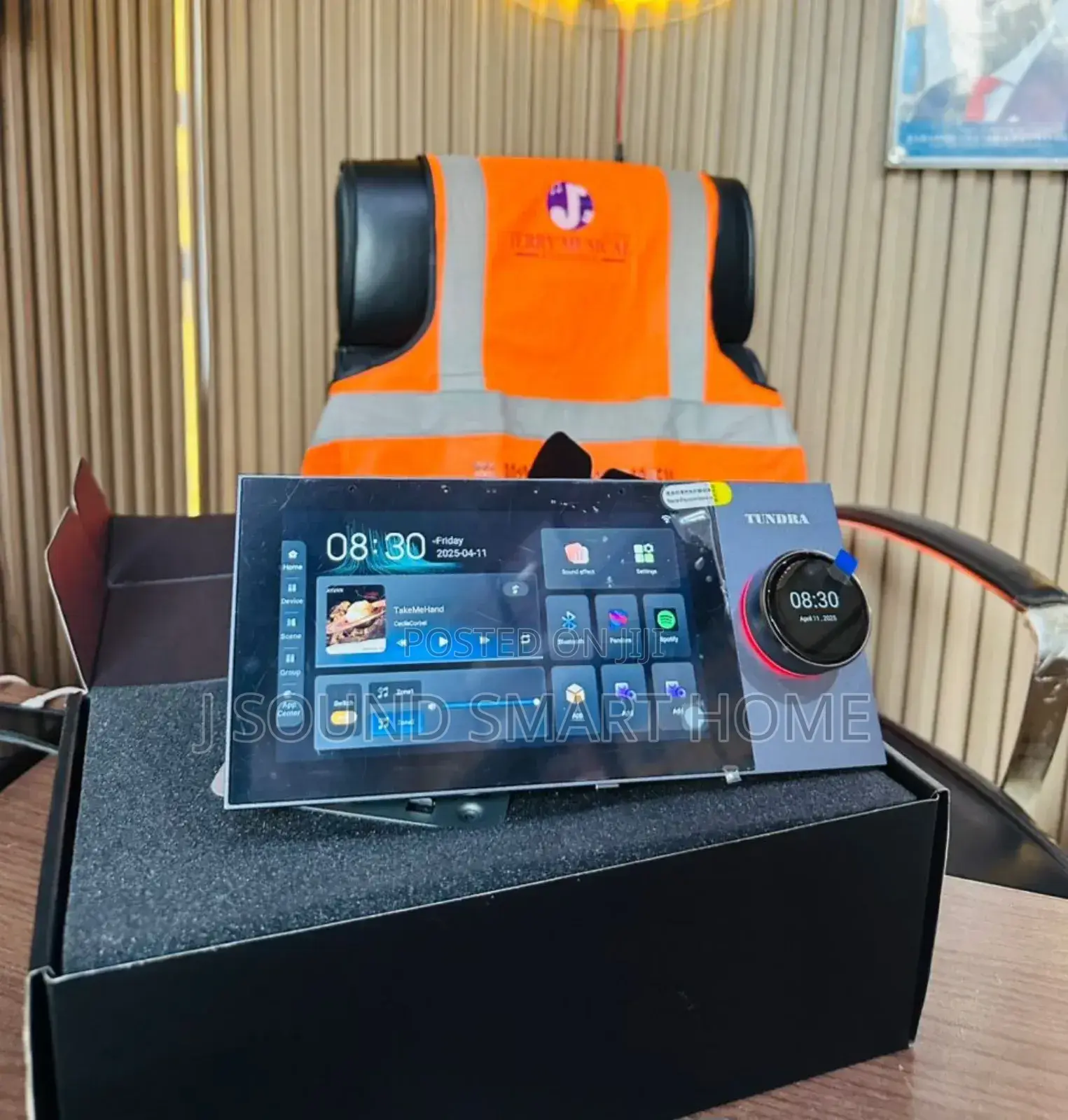 8inches Alexa and Tuya With Wifi and Bluetooth
