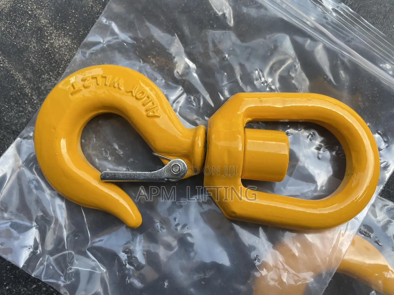 2tons Forged Alloy Steel Swivel Rigging Hook.