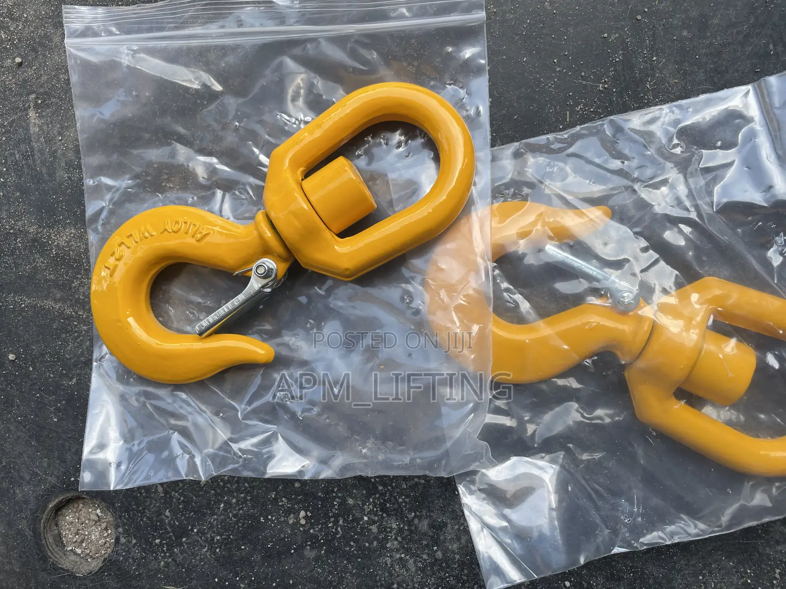 2tons Forged Alloy Steel Swivel Rigging Hook.