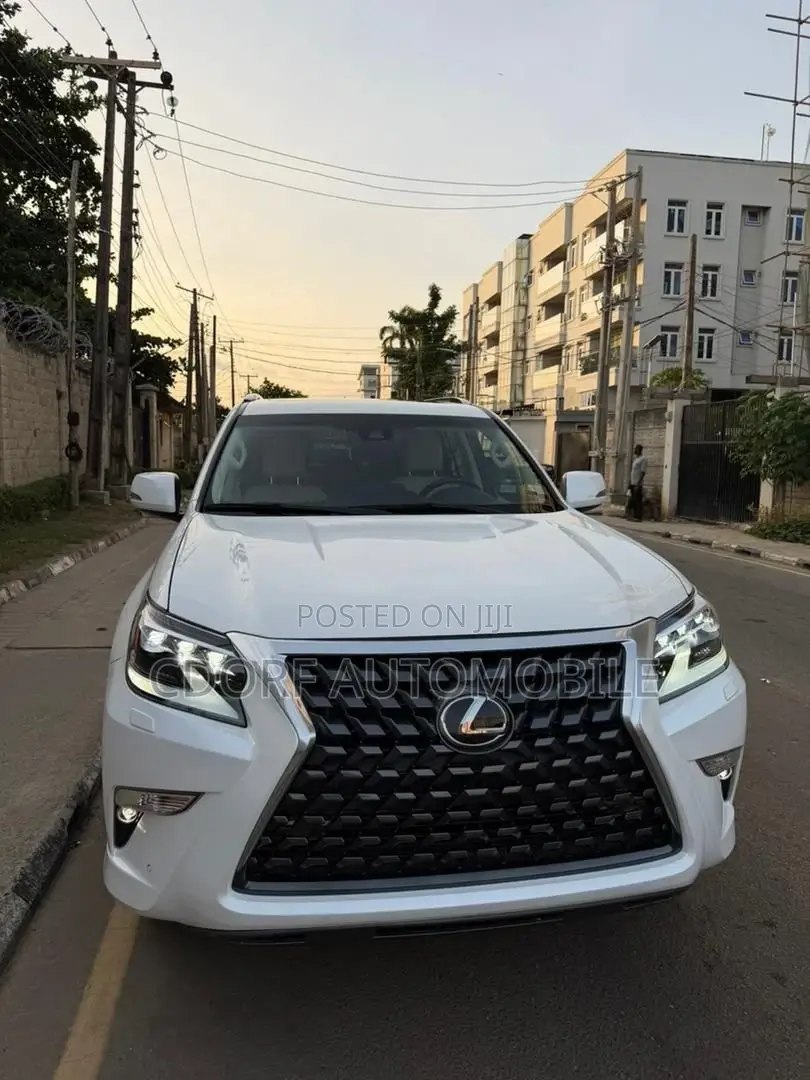 Lexus GX 460 AWD 2023 White